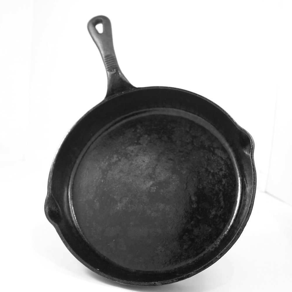 12" Cast Iron Fry Pan